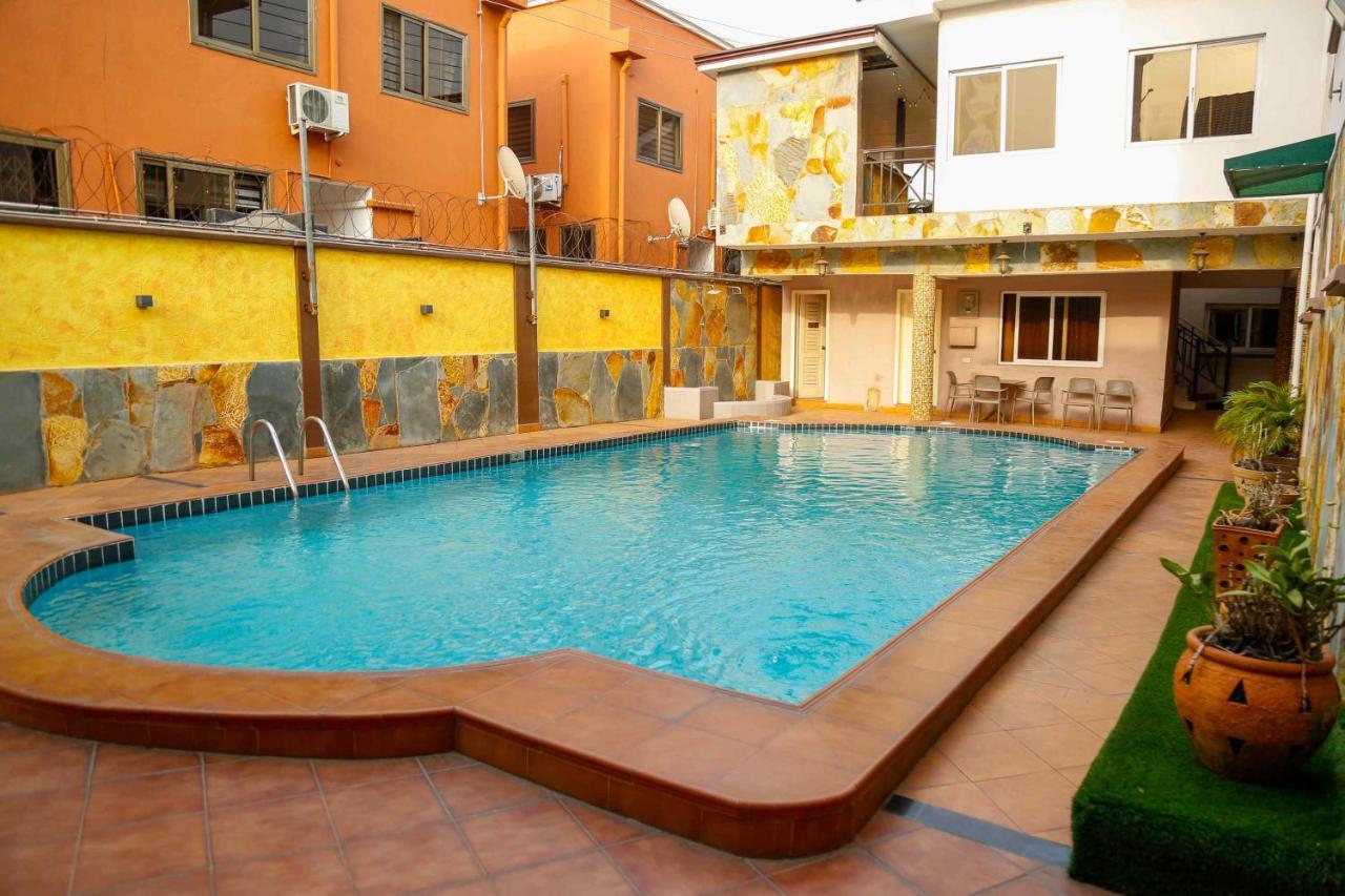 Midindi Hotel Аккра Экстерьер фото